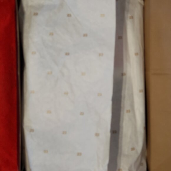 Nike Air Jordan 1 Men's Mid Size 11 Gorgeous BRED Black, Fire Red & White MINT! - Picture 11 of 12